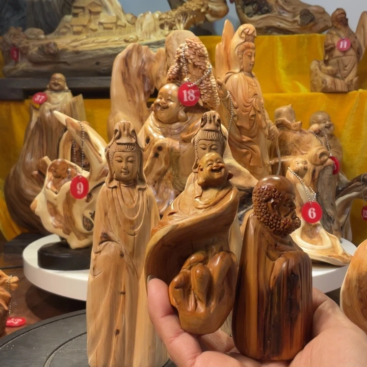 柏木（崖柏）周崖柏  弥勒