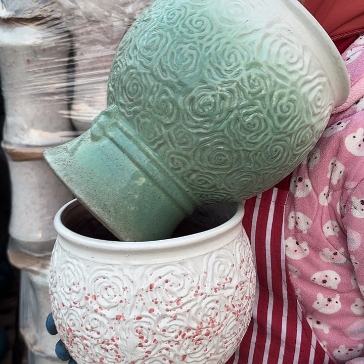 高度24厘米口径18厘米