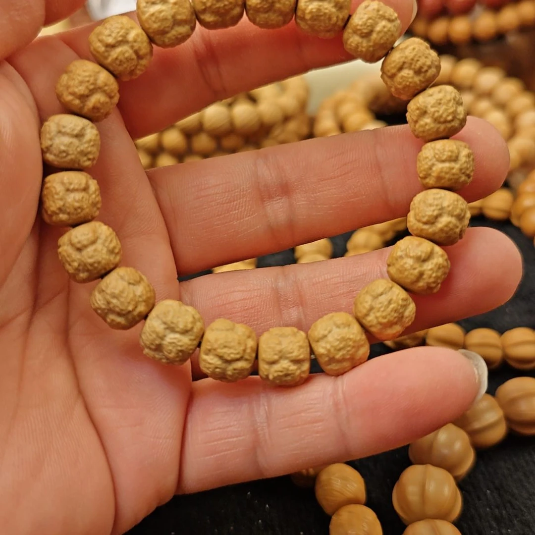 猴头核桃手串饕餮