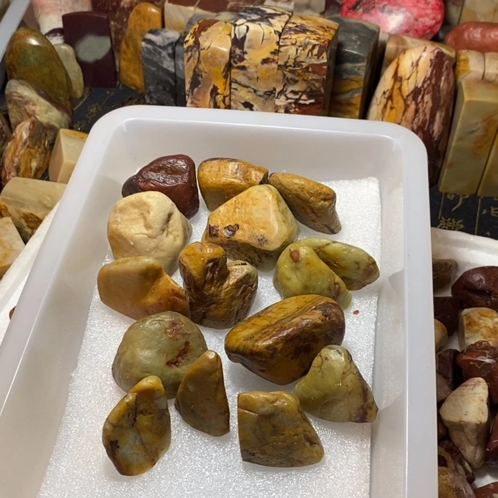 昌化鸡血石申*叟印章石