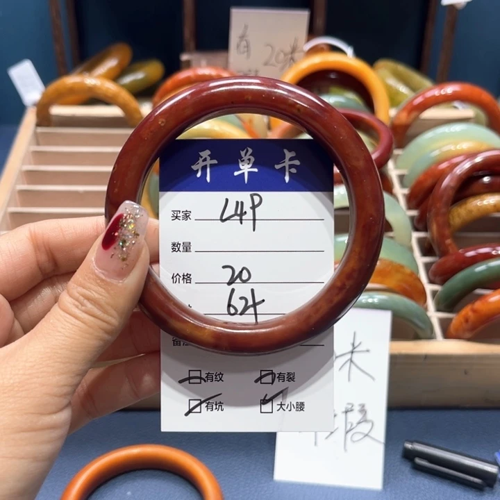 蛇纹石玉手镯合金侯*