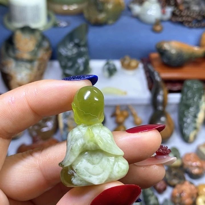 蛇纹石玉未镶嵌岫玉小摆