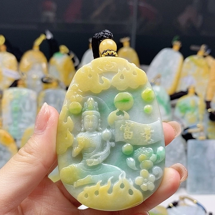 颈饰未镶嵌翡翠.