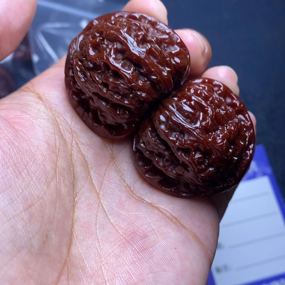 文玩核桃吊坠白狮子37