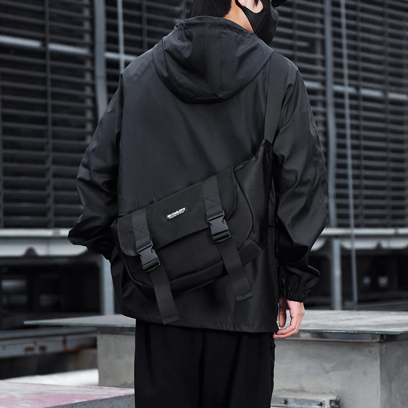 木村耀司斜挎包男款大容量简约单肩包高品质女生夏季出行饺子包潮