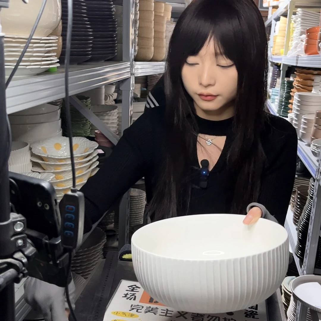 瓷片087。              2个