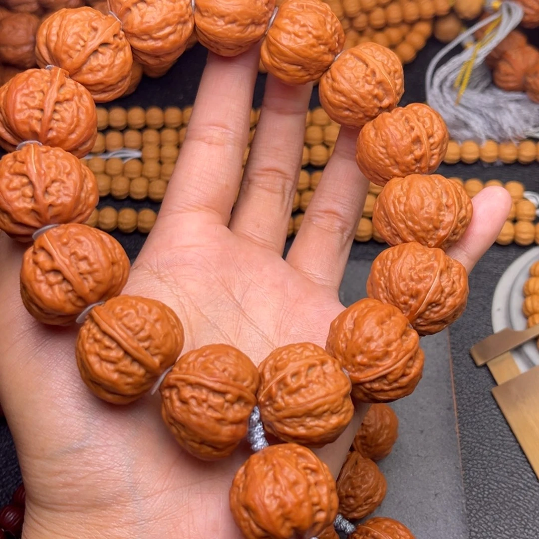 猴头核桃吊坠元宝八棱手持