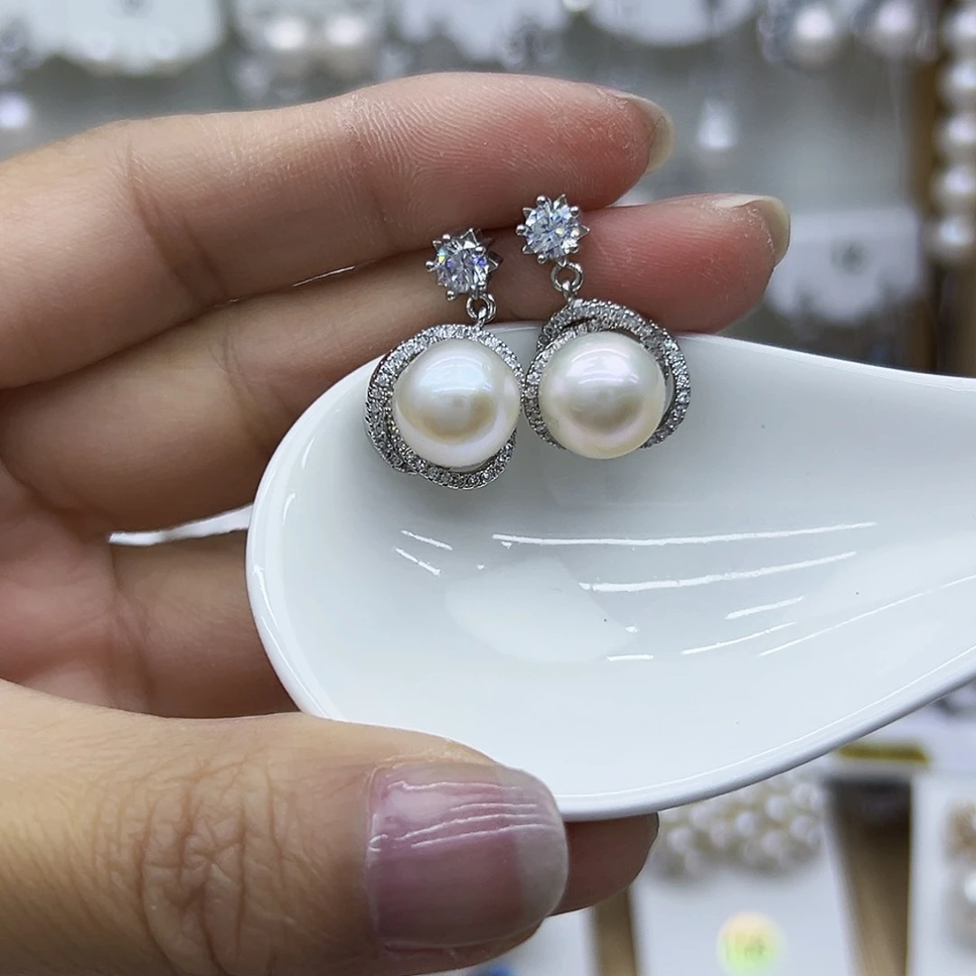 银S925镶嵌耳钉淡水珍珠