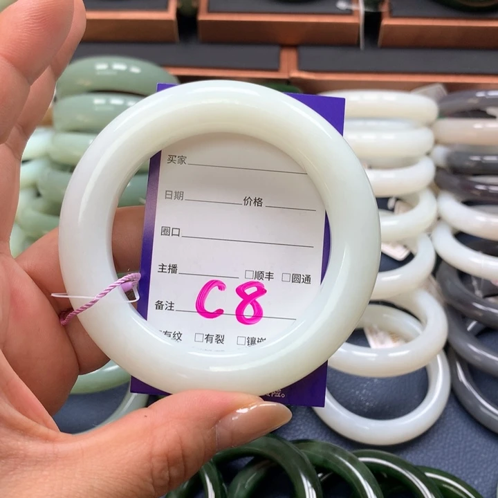 【闪购商品】未镶嵌手镯和田玉品*