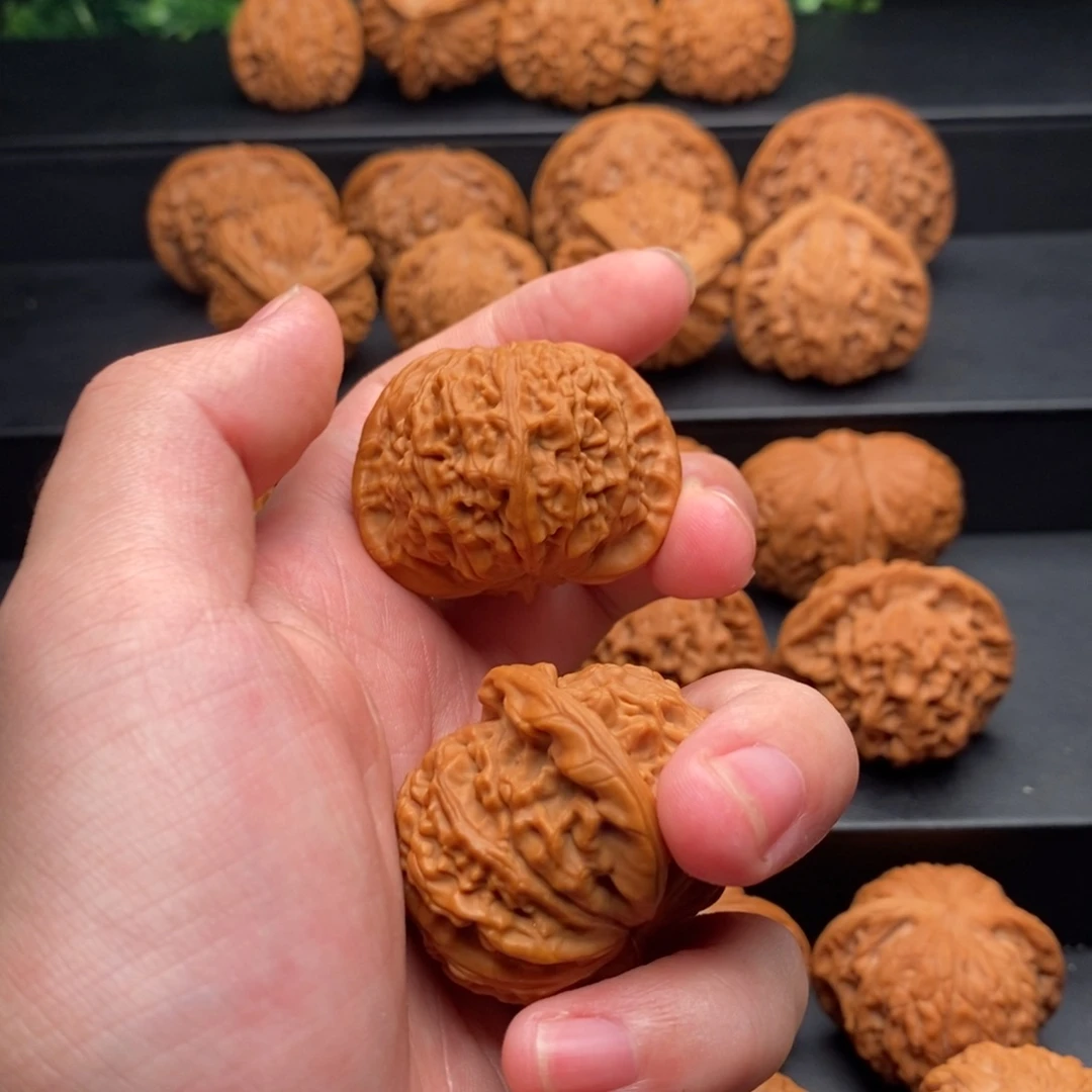 文玩核桃把件大****呀核老闷40