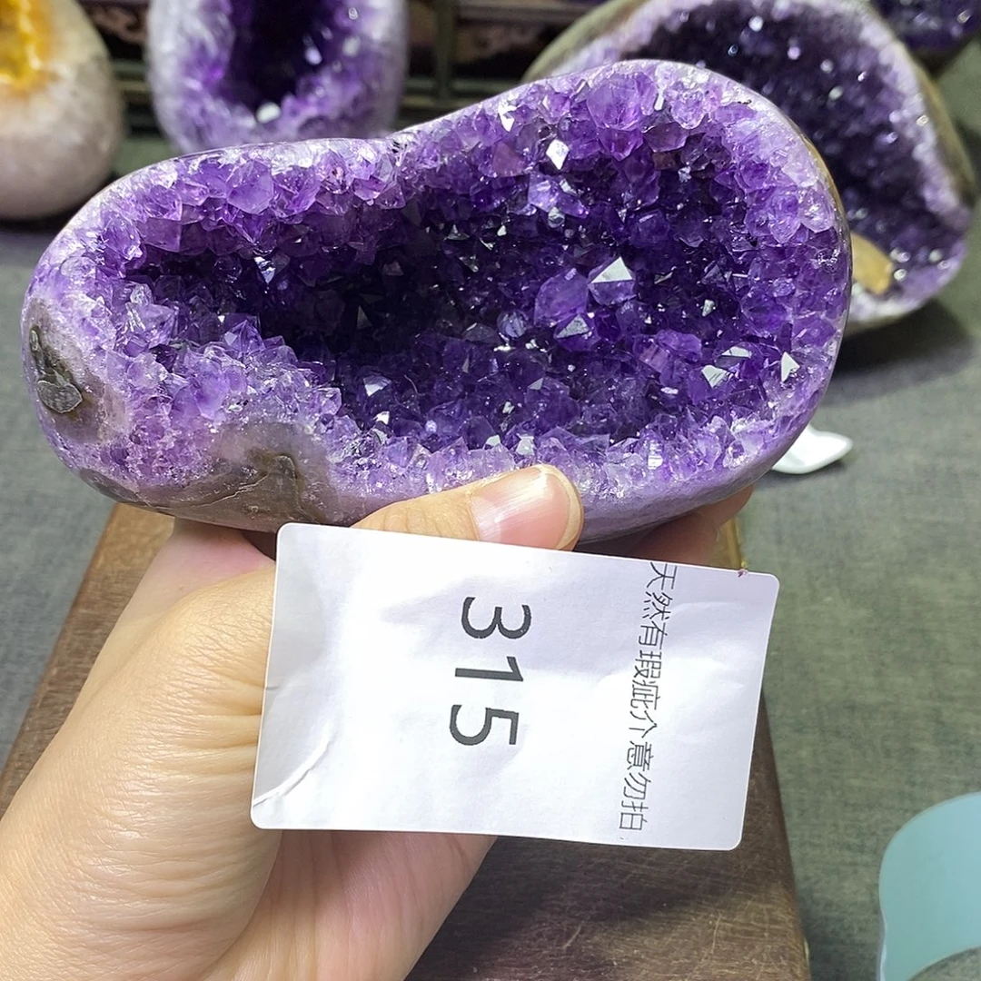 珠宝半成品未镶嵌紫晶