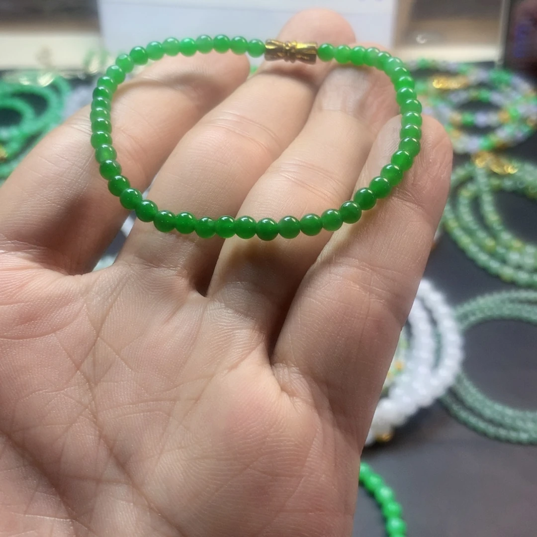 定制翡翠未镶嵌卡3.9满绿阳绿小米串