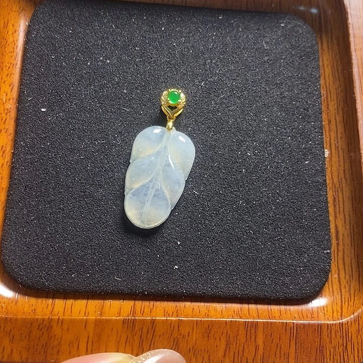 翡翠银S925镶嵌戒指吊坠