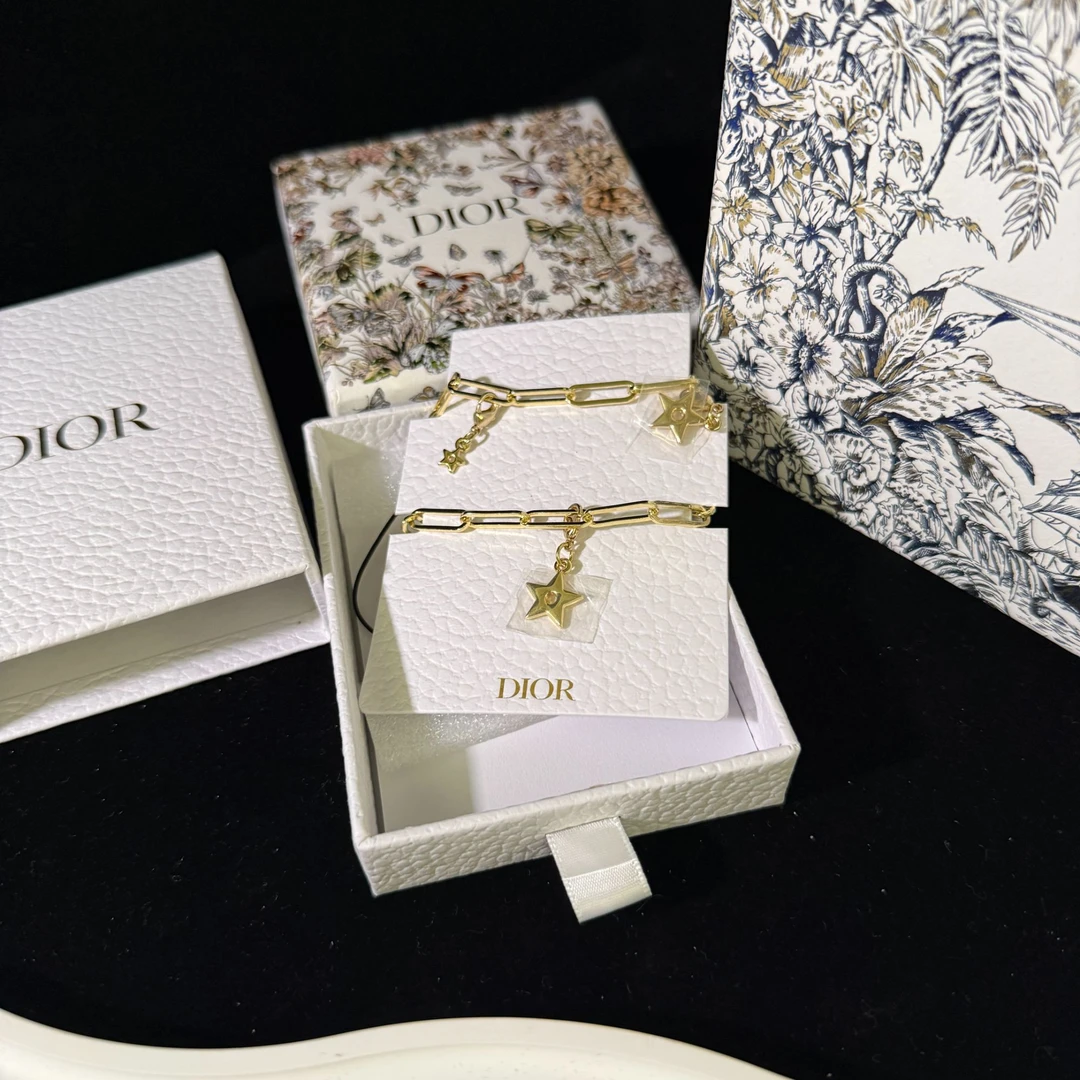 未使用 DIOR/迪奥 星星Logo  手机链包链手链