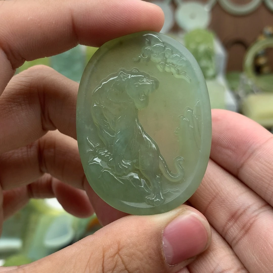 岫玉未镶嵌吊坠(不含链)