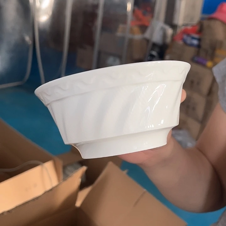 瓷片云端五英寸米饭碗六个包邮