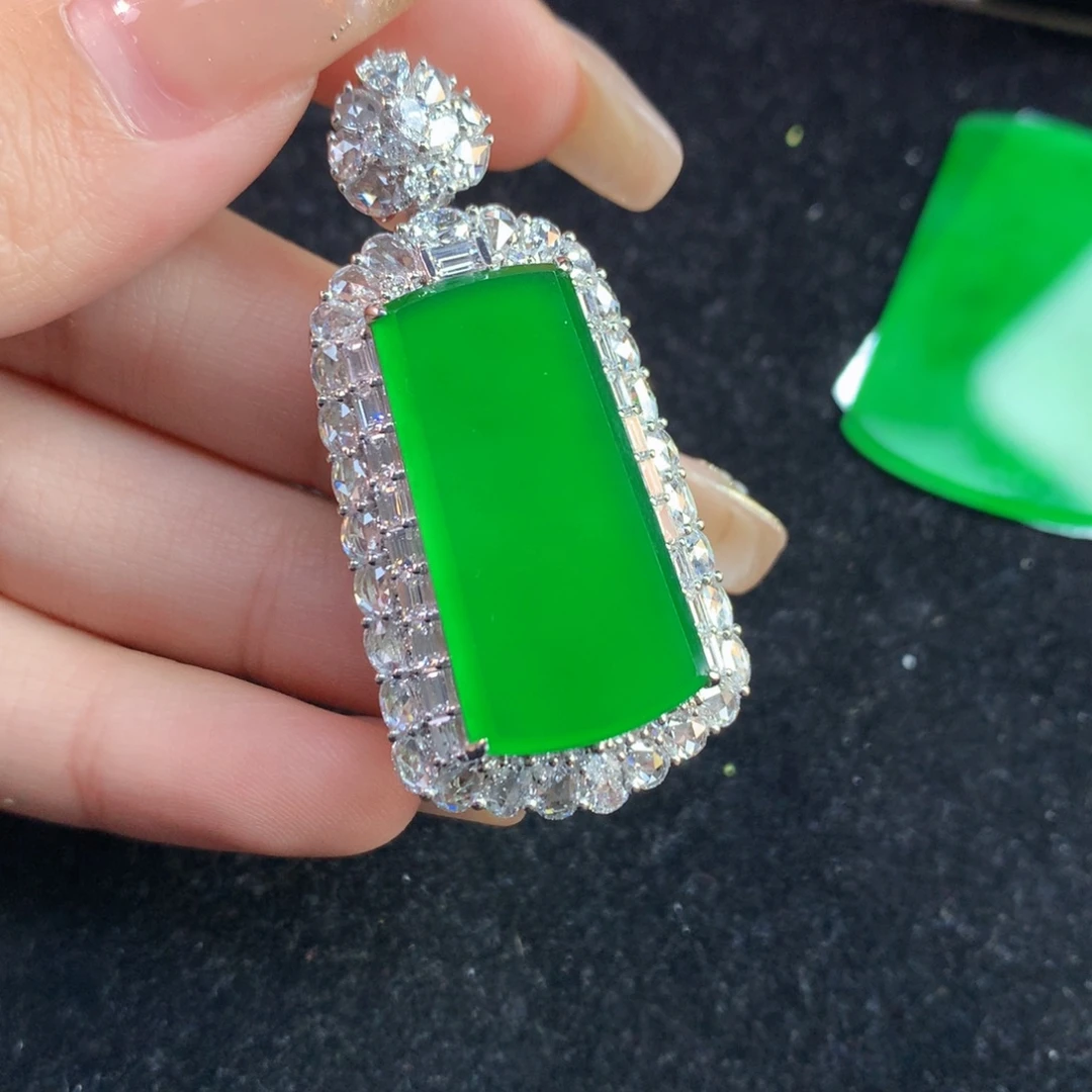 翡翠裸石18.17g翡翠