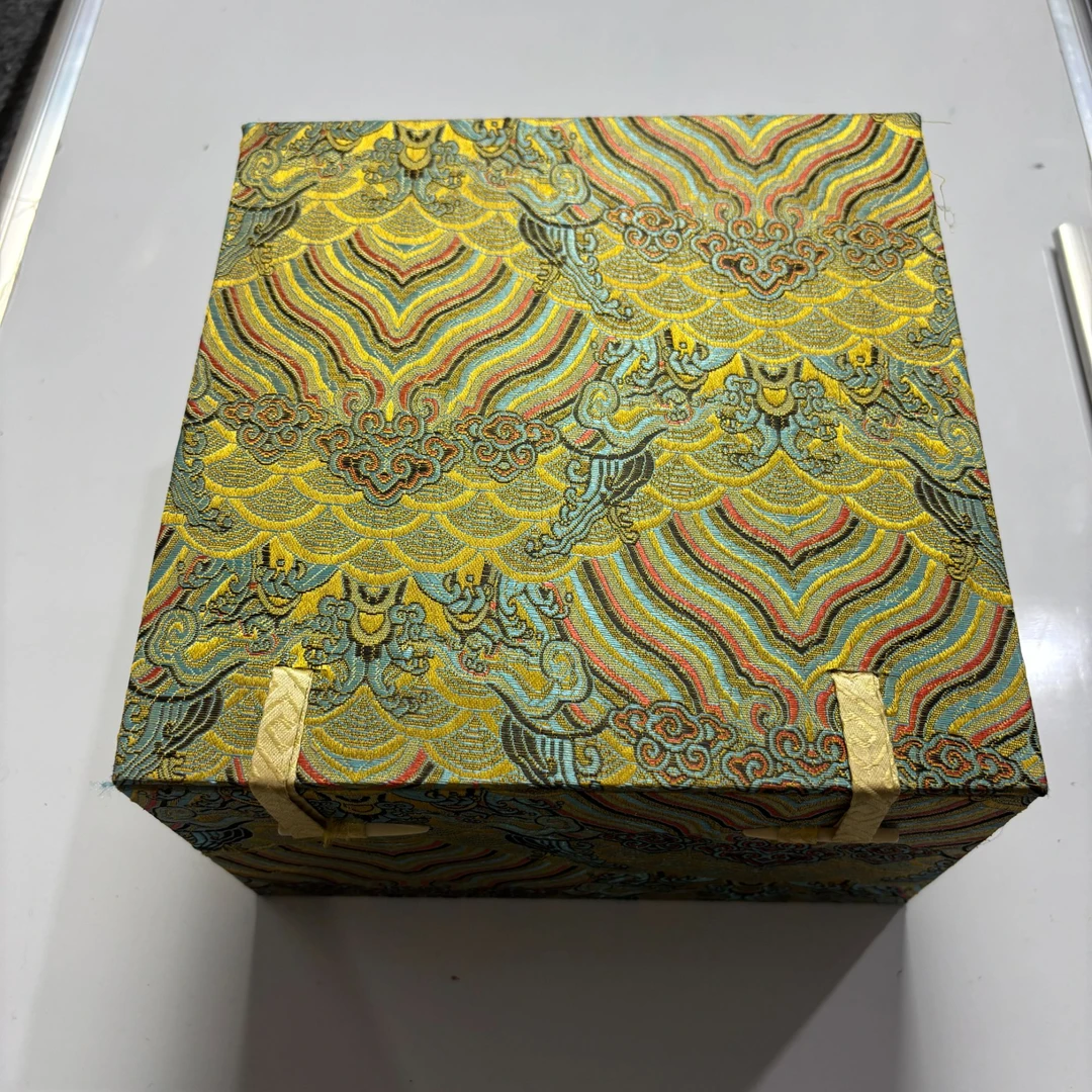 编码 M082 苏绣盒子（代拍链接）