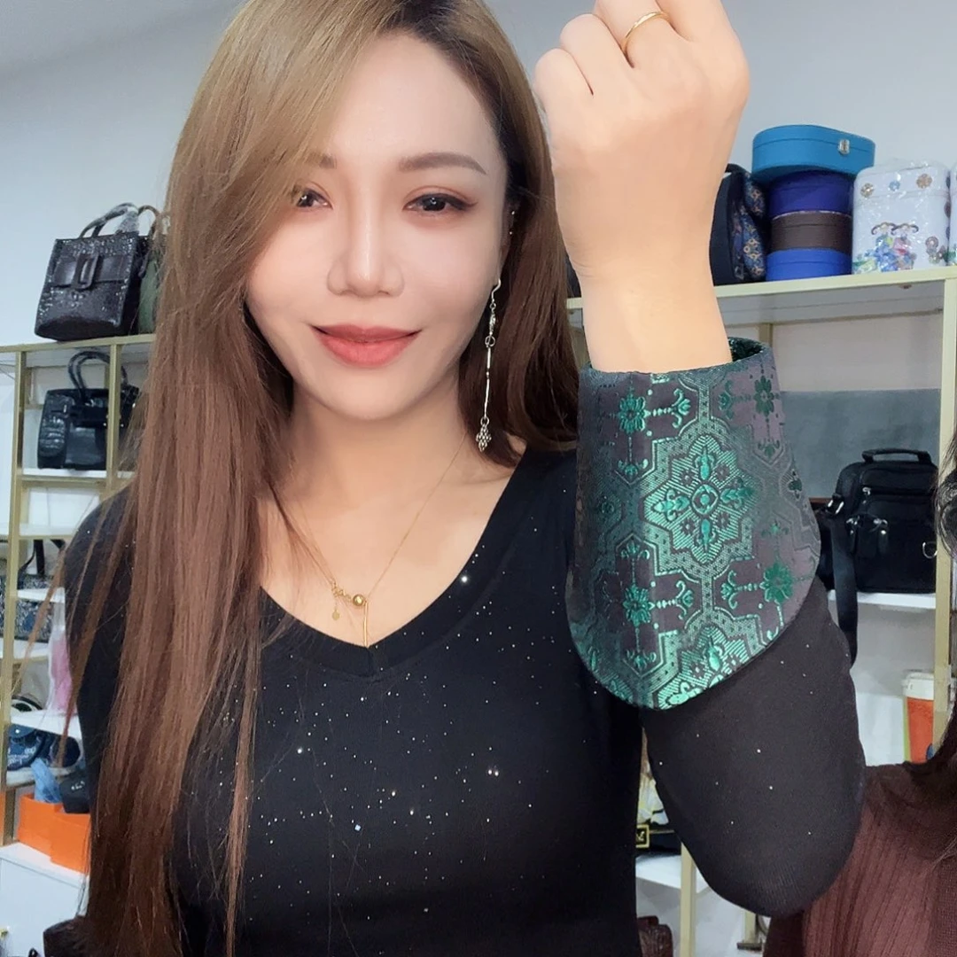 蒙古元素打底衬衣服