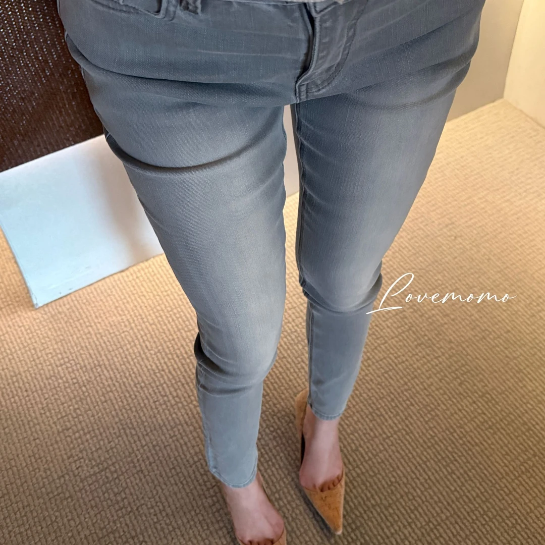 Lovemomo·烟灰水洗直筒显瘦牛仔裤