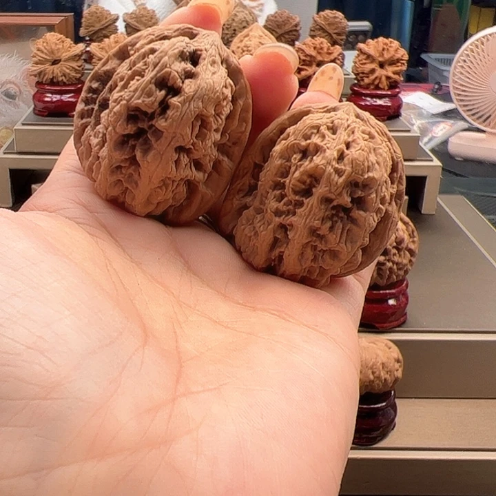 文玩核桃吊坠38 将军膀 s-027