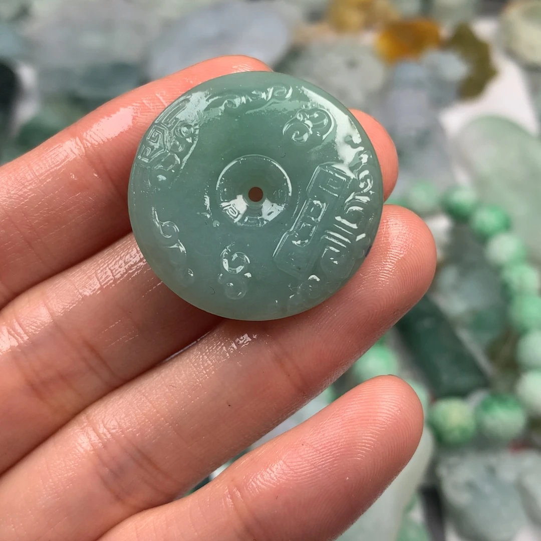 定制翡翠未镶嵌翡翠