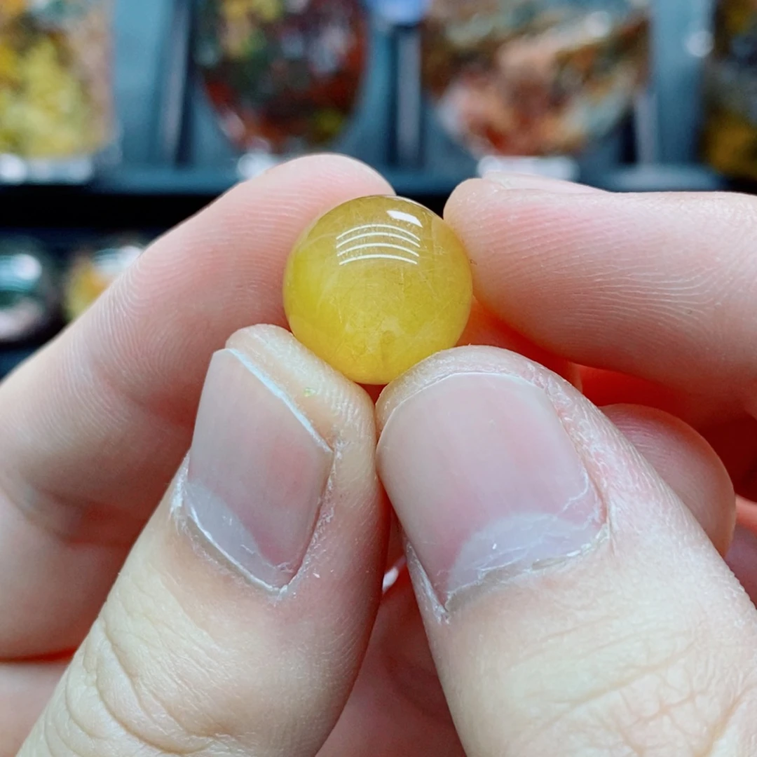 倩***q未镶嵌颈饰水晶水晶颈饰吊坠