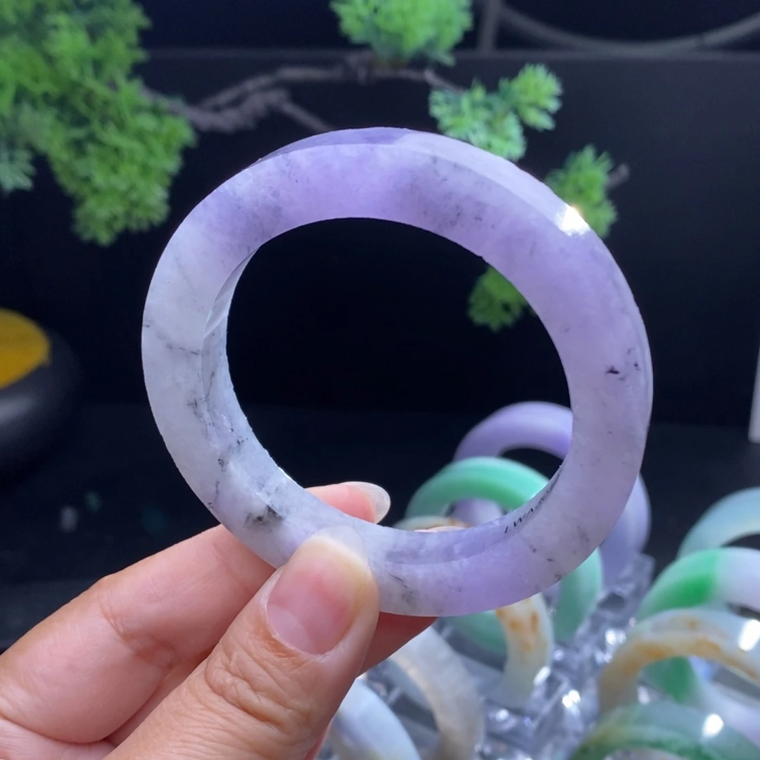 定制翡翠未镶嵌翡翠手镯