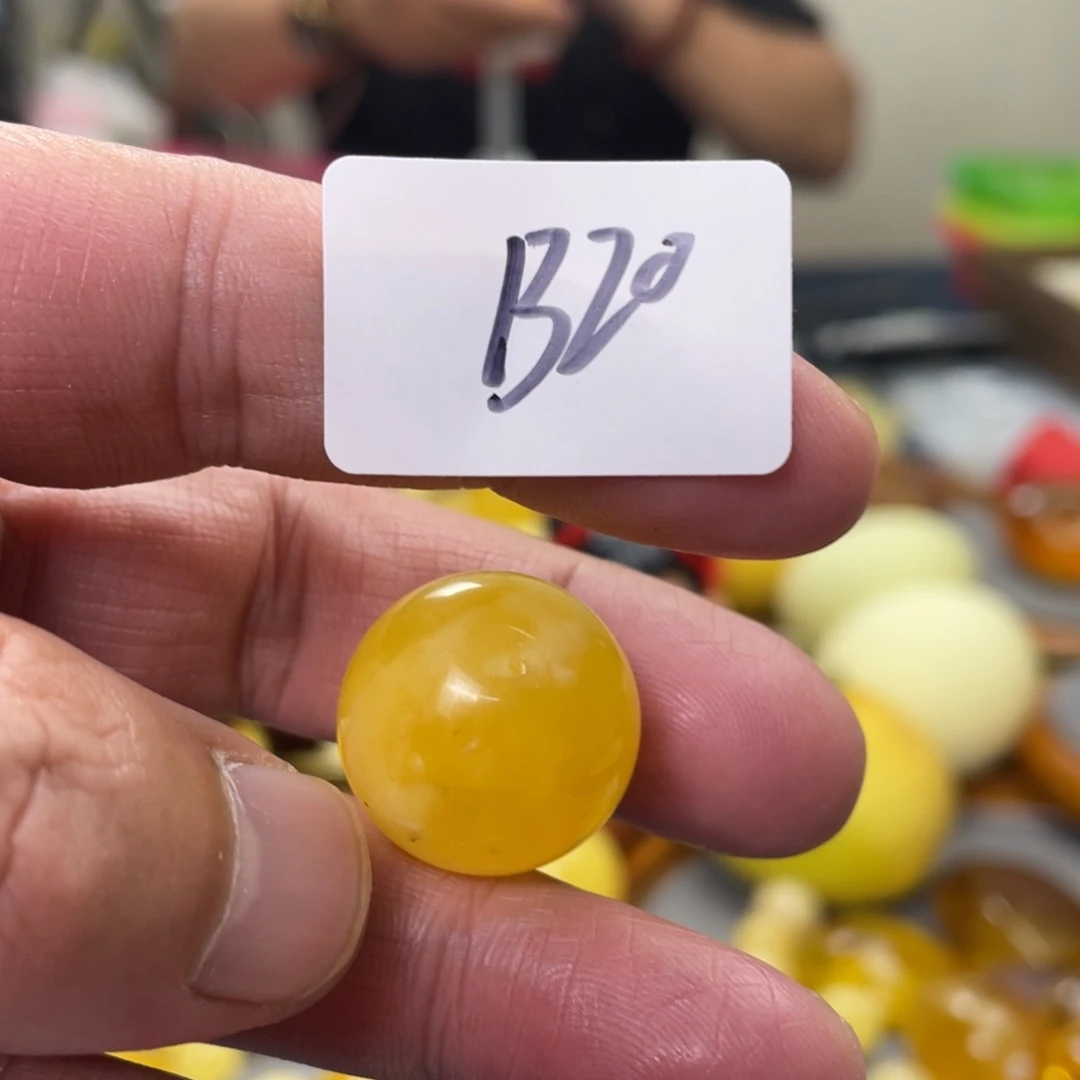 手链琥珀未镶嵌多样性发，发其中一件