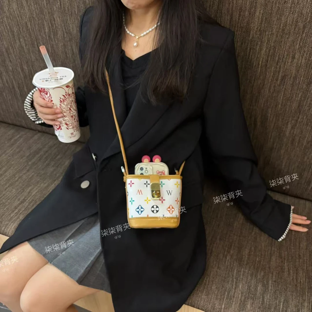 【零钱包手机背夹-不含壳】印花水桶包款手机背夹时尚潮流通用型号