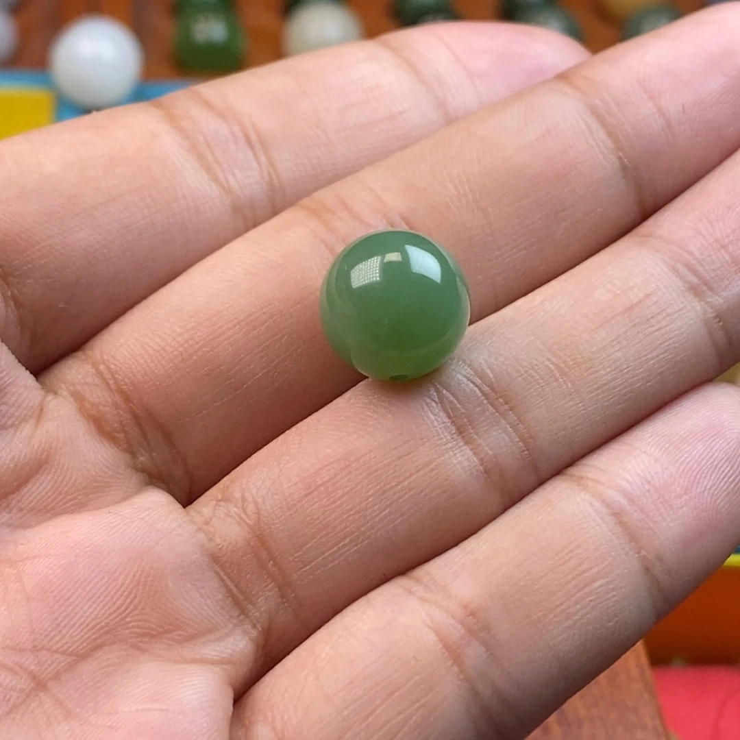 陪***子未镶嵌和田玉珠宝奇石卡12果阳绿y
