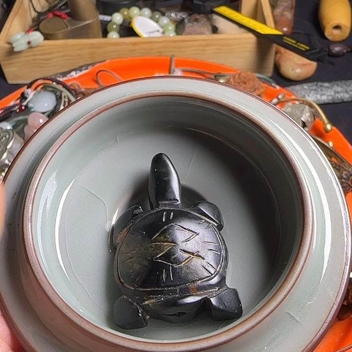 瓷片瓷器乌龟精致工艺品鉴赏作品