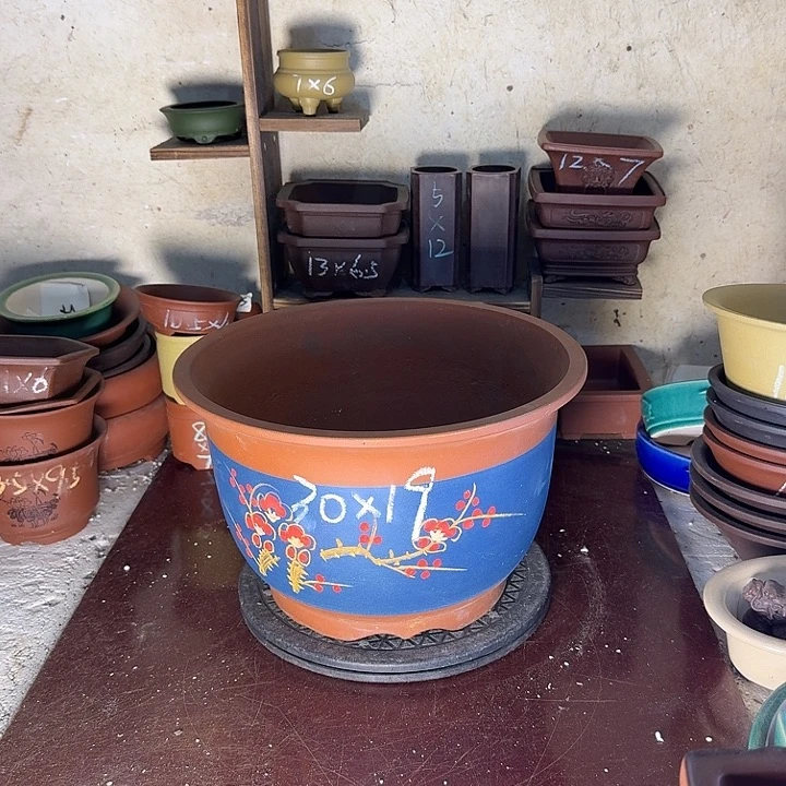 紫砂花盆，手工制作