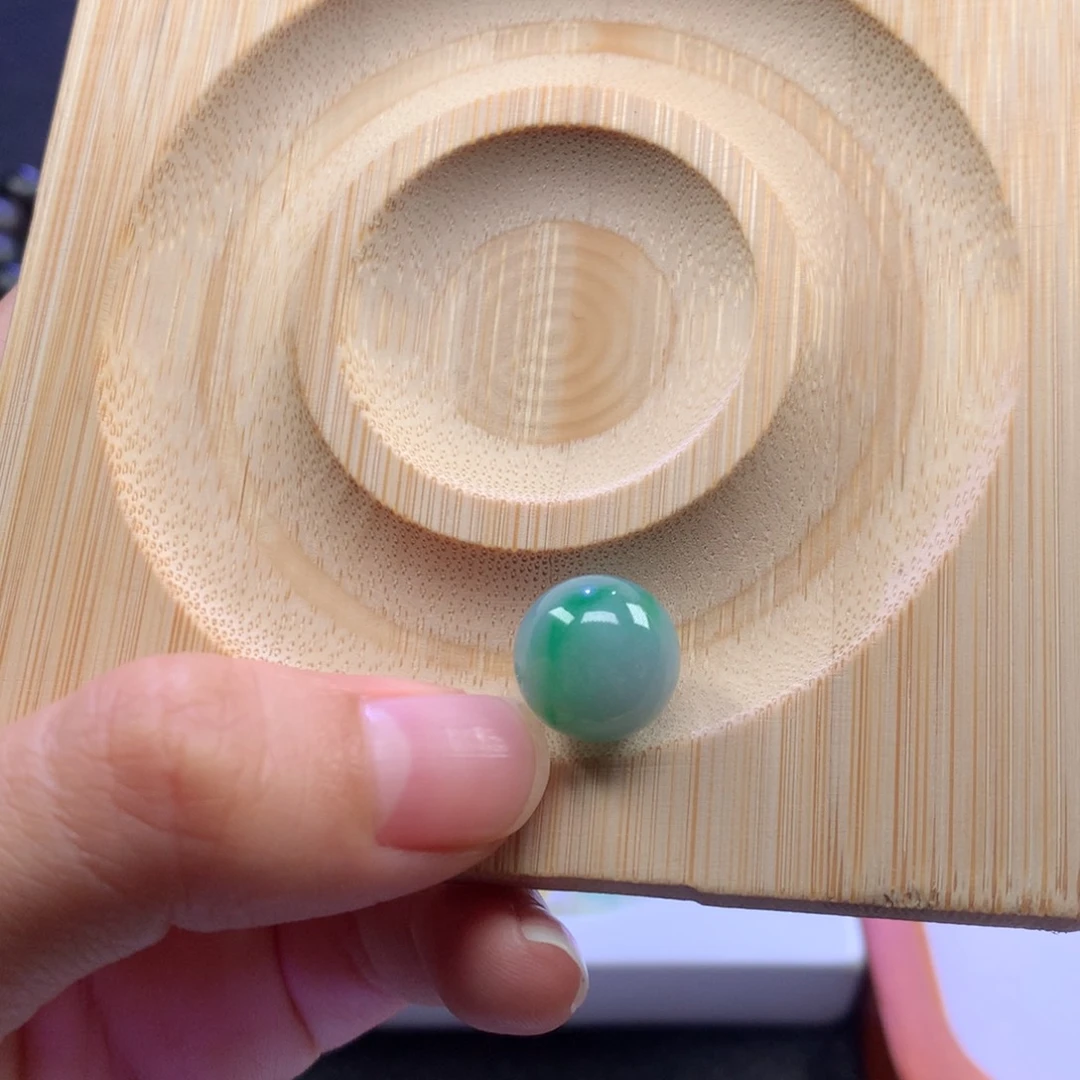 翡翠未镶嵌手链12.9mm