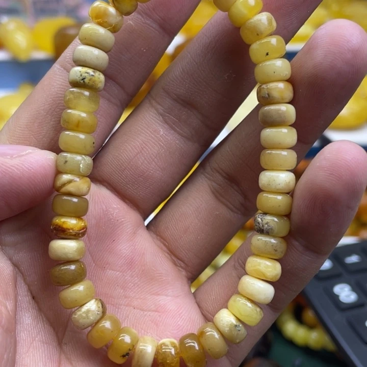 未镶嵌琥珀珠宝奇石