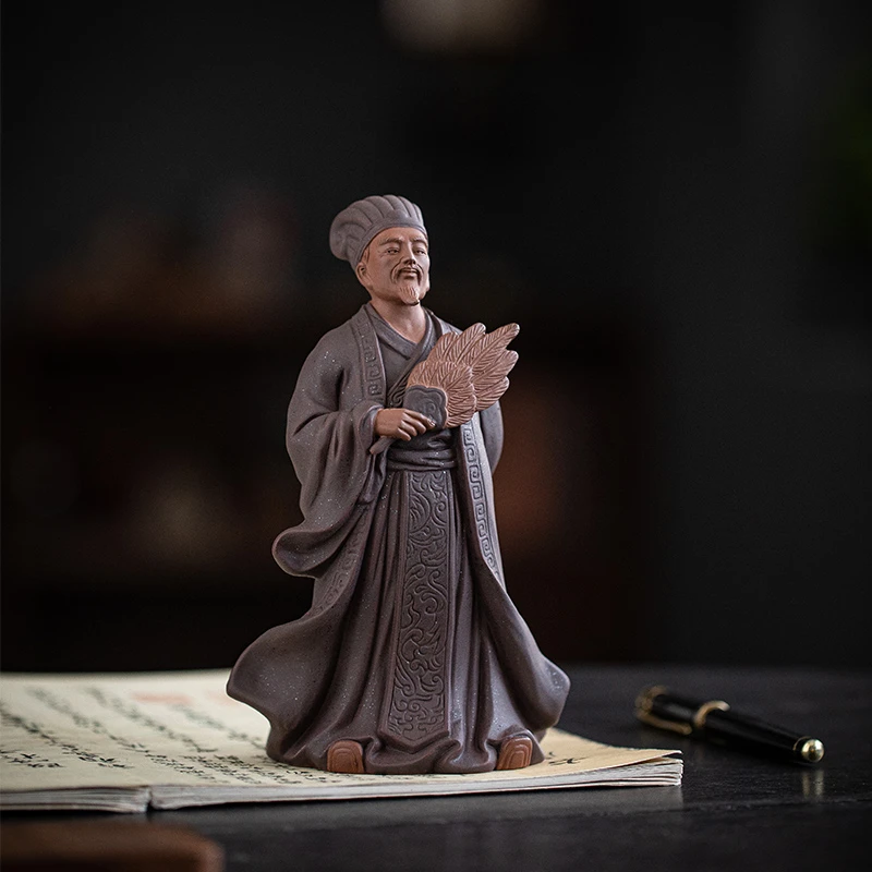 三国诸葛亮历史人物茶宠摆件紫砂雕像孔明中式禅意茶室博古架装饰