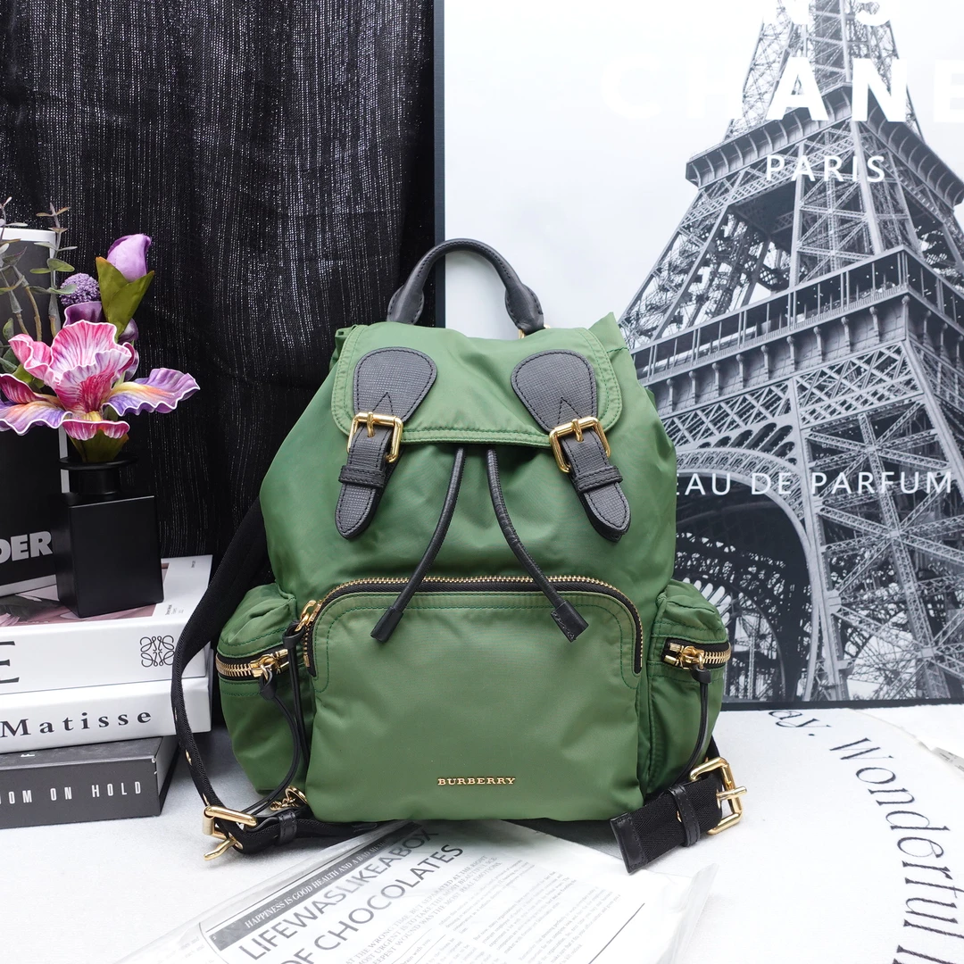 95新 BURBERRY/博柏利 双肩包/T10168142