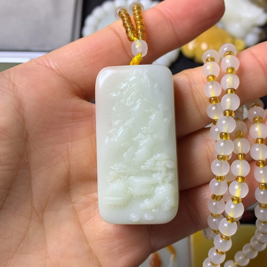 和田玉颈饰未镶嵌