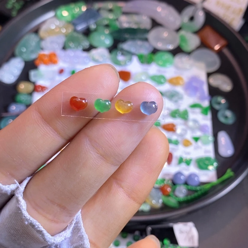 【闪购商品】翡翠挂件未镶嵌心