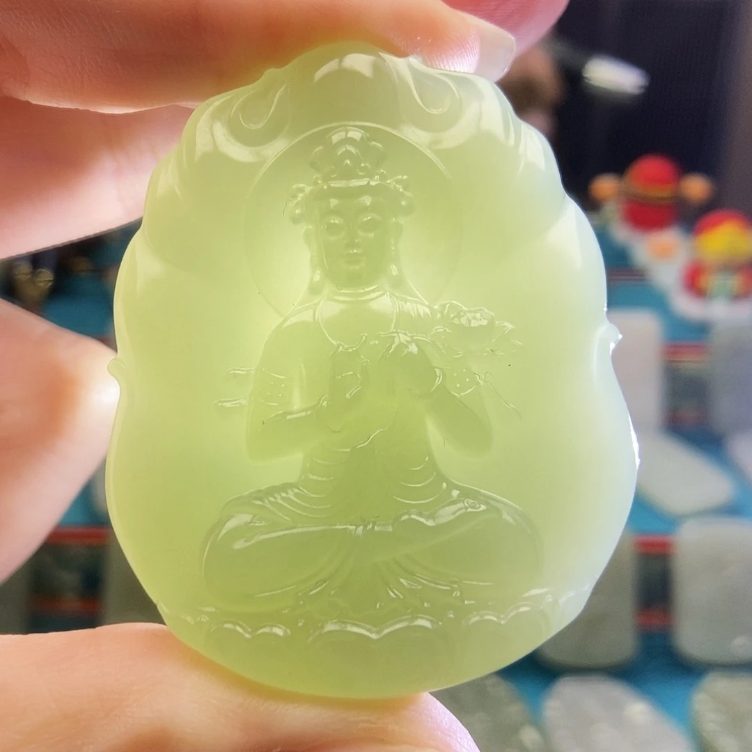 和田玉未镶嵌颈饰001属马佩戴大势至菩萨