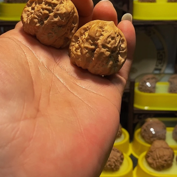 文玩核桃吊坠写****业全品无修37蛤蟆头