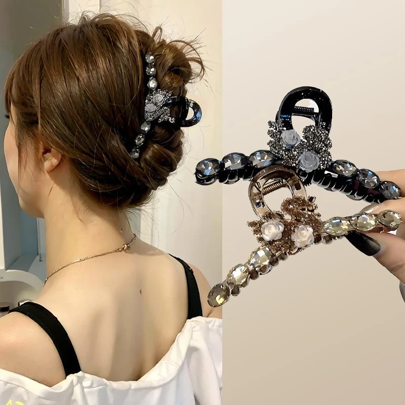 闪钻天鹅山茶花抓夹女后脑勺盘发抓大号鲨鱼夹2023年新款发夹头饰