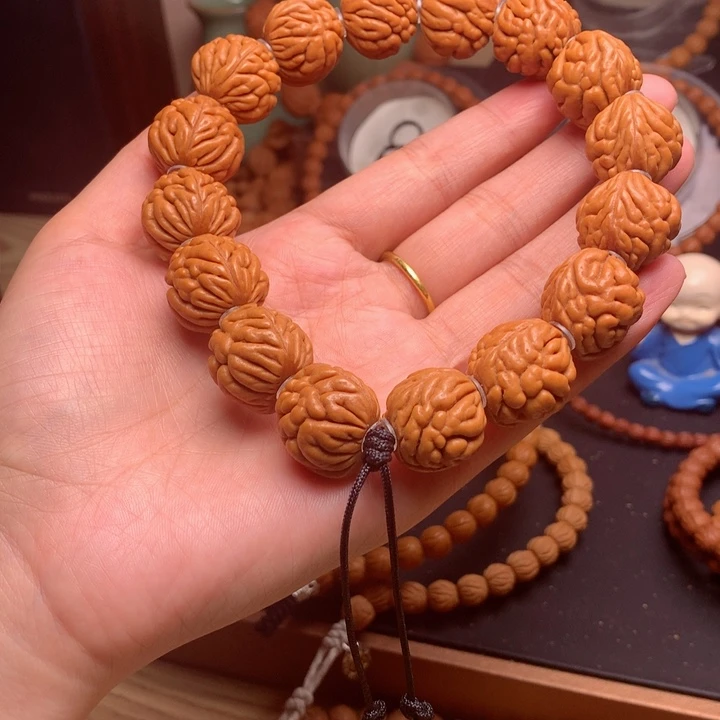 吊坠桃核龙纹桃核