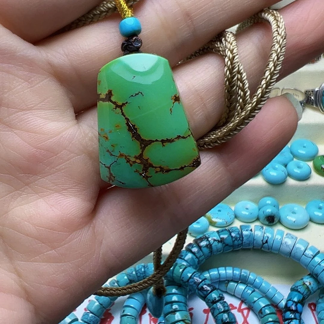 柯****无非金属高瓷原矿无事牌