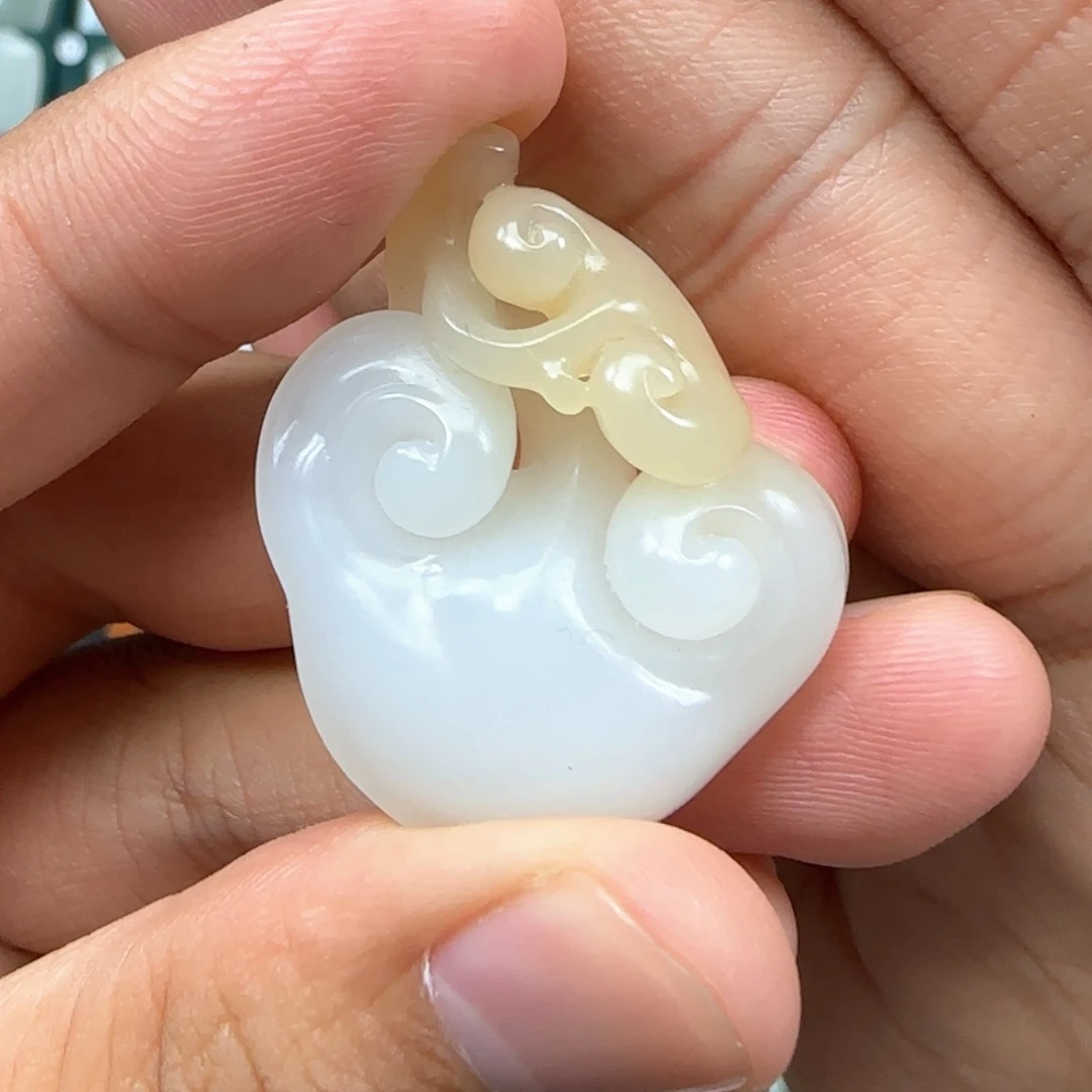 和田玉未镶嵌挂件