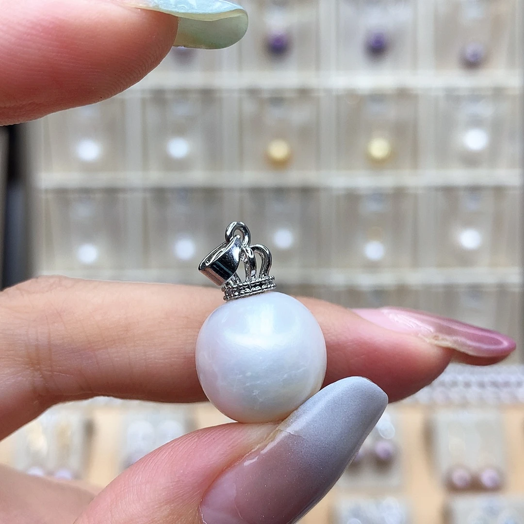 淡水珍珠颈饰合金