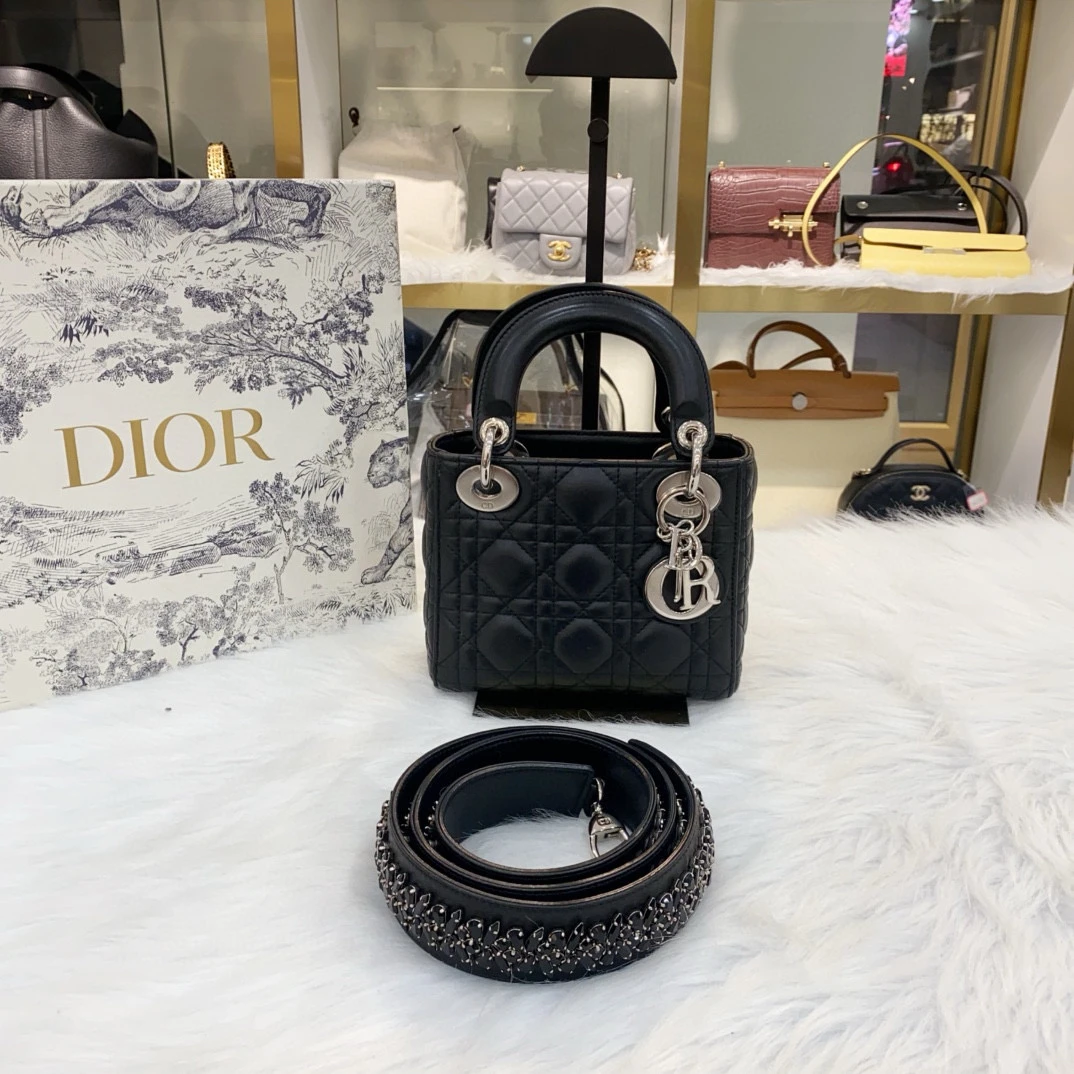 99新 DIOR/迪奥 迪奥羊皮黑银三格戴妃，16年