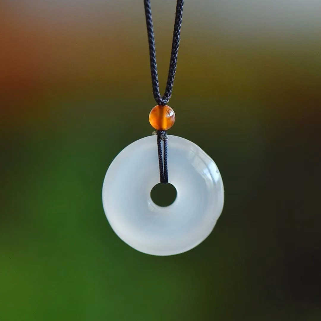 天然正品玉髓平安扣挂件吊坠时尚气质百搭精美女款中国风复古挂饰