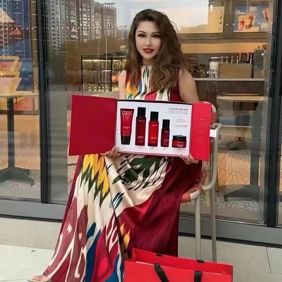 FERLUNA多肽胶原紧致保湿护肤套装靓颜套盒补水精华