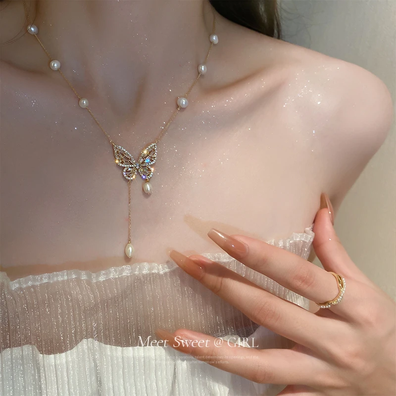 合金项链  蝴蝶项链女款锁骨链设计感毛衣链轻奢小众颈链